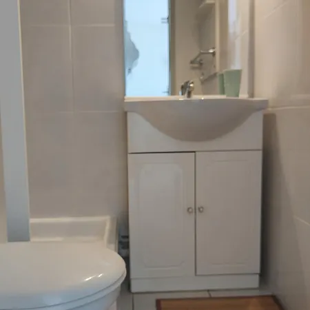 Bord De - Climatisation, Balcon, Parking Et Piscine - Fr-1-801-3 Agde